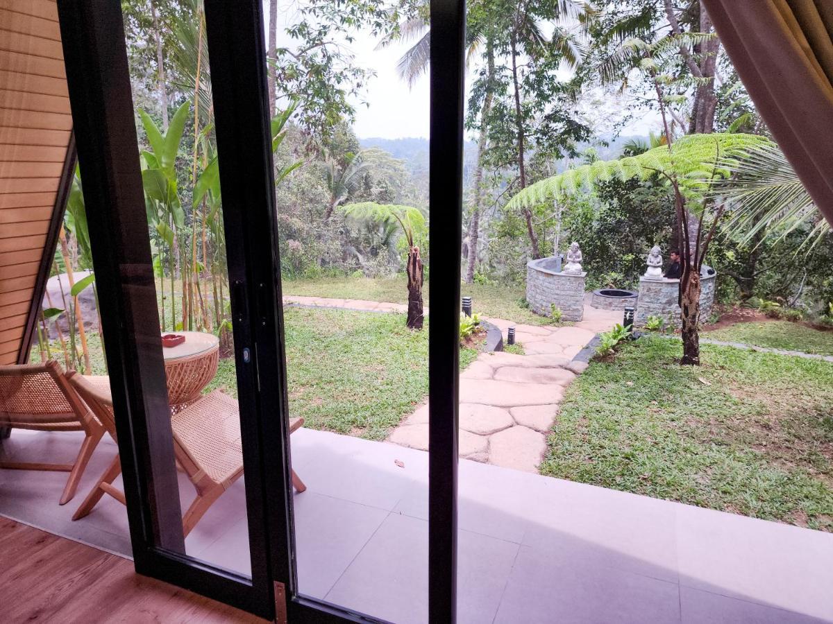 Delta Casa Ubud-Cozy Tropical Villas With Volcano View パヤンガン エクステリア 写真