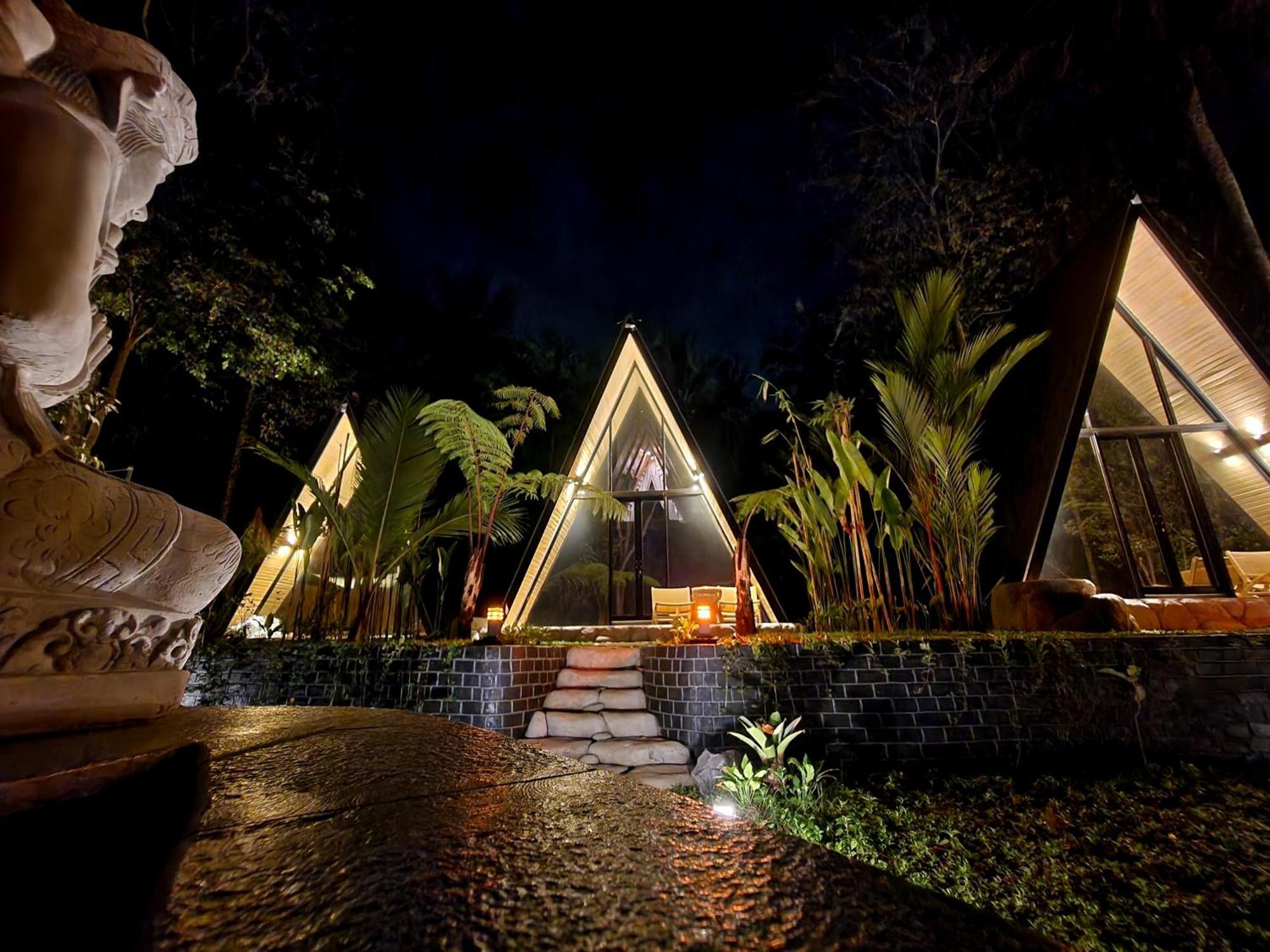 Delta Casa Ubud-Cozy Tropical Villas With Volcano View パヤンガン エクステリア 写真